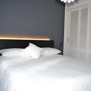 https://agradable-y-confortable-casa-en-el-centro.in-canary-islands.com