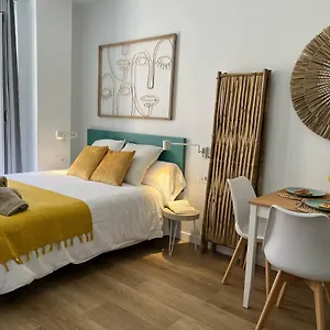 https://la-boheme.hotelsinnerja.org